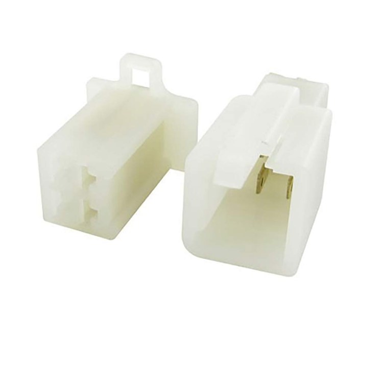 Coppia connettori Maschio + Femmina 4 contatti