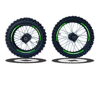 set cerchi  gomme 17 14 perno ruota 15mm racing 2 verde