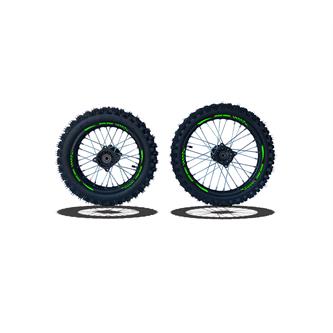 set cerchi  gomme 17 14 perno ruota 15mm racing 4 verde
